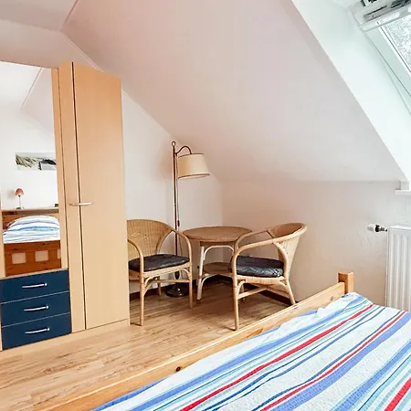Haus Christine 1 Apartment *
